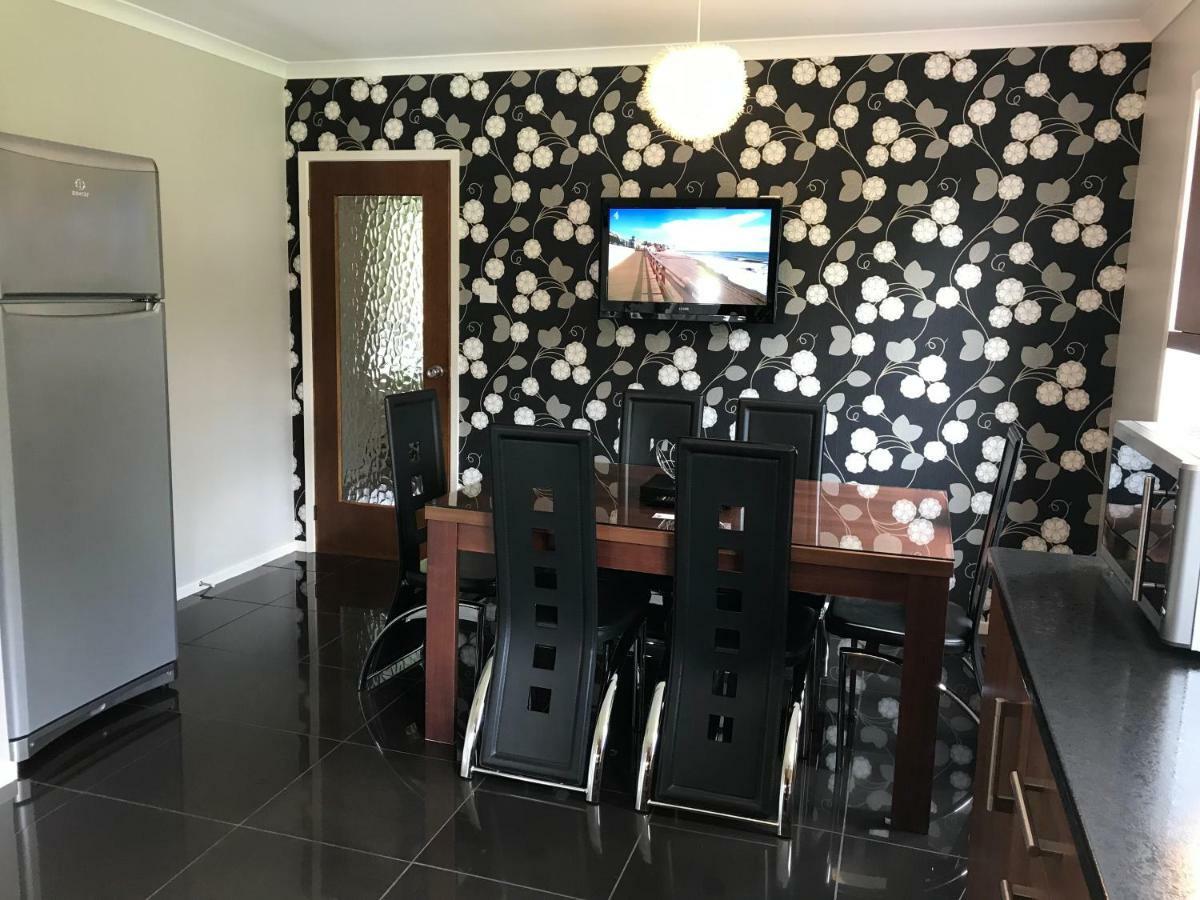 Clover Holidays - Cliff View Perth Ngoại thất bức ảnh